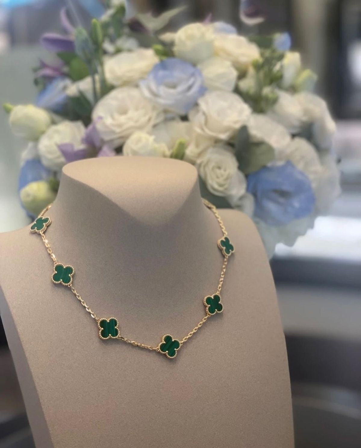 10 motif clover necklace | Malachite