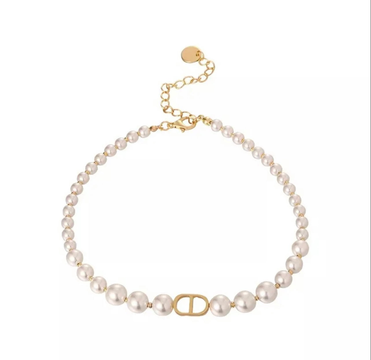 Luxury pearl necklace