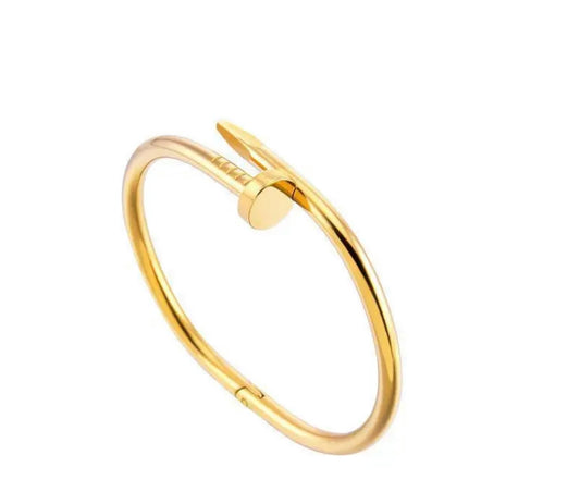 Nail bangle